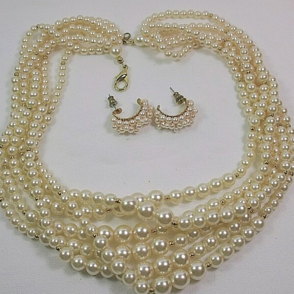 Vintage Jewelry - Vintage Mid Century Multi Stranded Pearl Necklace
